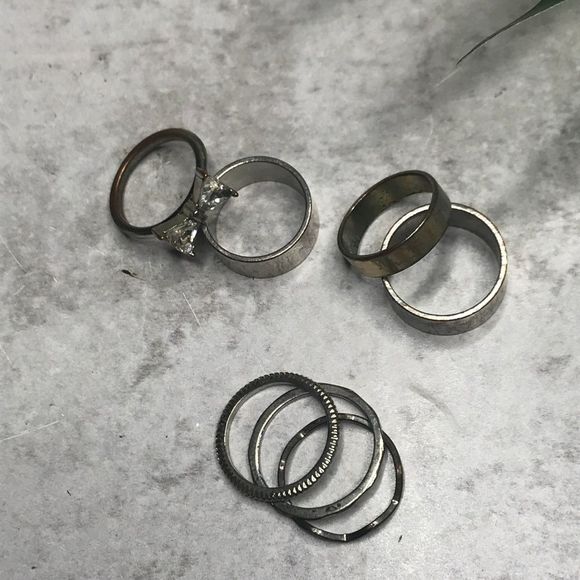 Aldo 7 Silver Minimalist Midi Bow Stacking Rings - Picture 7 of 8